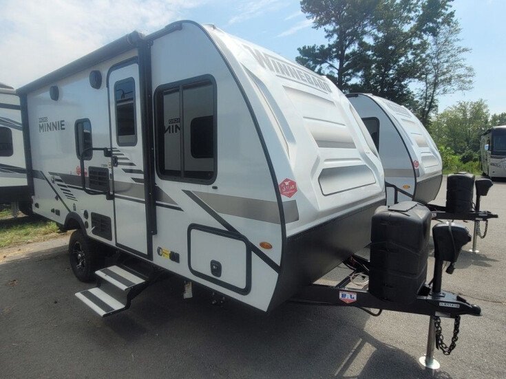 Thumbnail Photo undefined for New 2022 Winnebago Micro Minnie